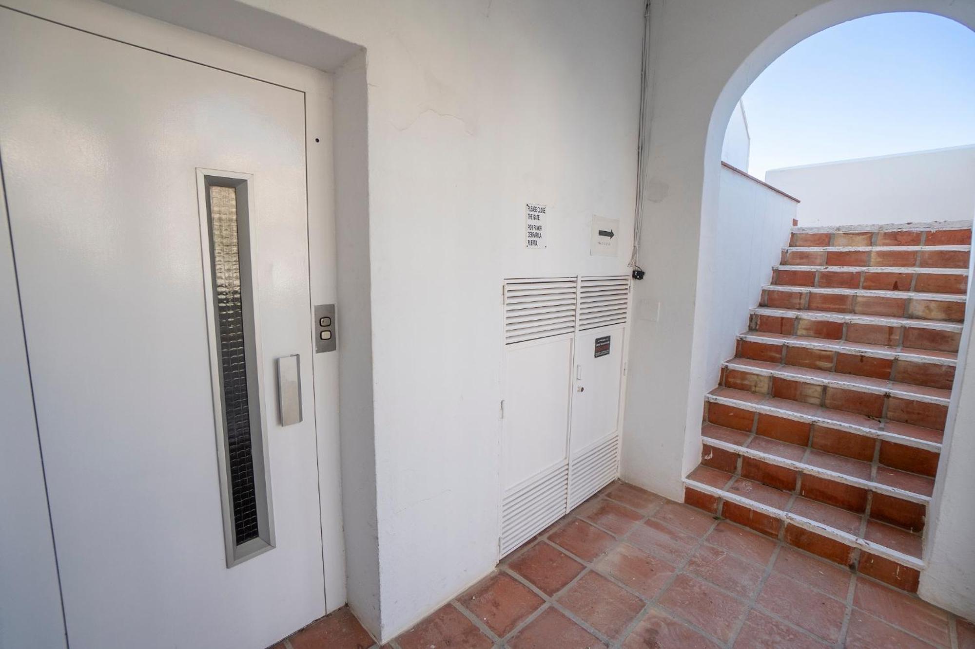 Residensol 13 Menyber Apartment Нерха Екстериор снимка