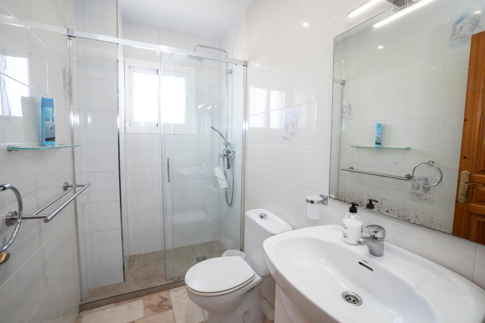 Residensol 13 Menyber Apartment Нерха Екстериор снимка